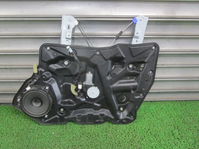 【中古】中古部品 セレナ HFC26 右ﾌﾛﾝﾄﾄﾞｱﾚｷﾞｭﾚｰﾀ･ﾓｰﾀｰ 【3330540100-250924000713120】