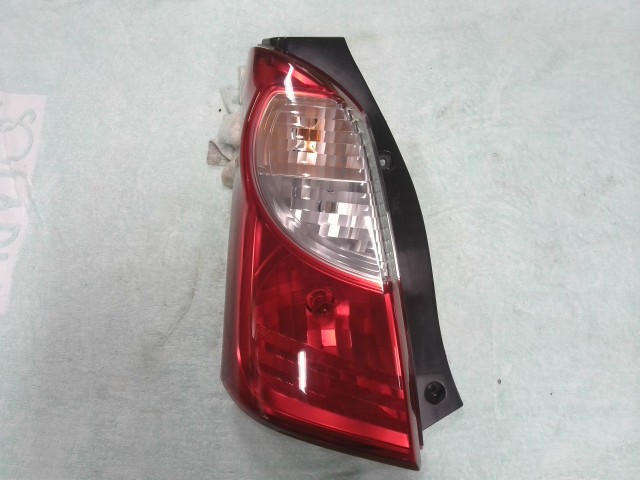 【中古】中古部品 キャロル HB25S 左ﾃｰﾙﾗﾝﾌﾟ 【3310200100-000022397815600】