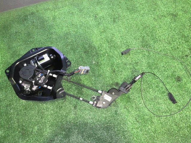【中古】中古部品 セレナ CC25 左ﾊﾟﾜｰｽﾗｲﾄﾞﾄﾞｱﾓｰﾀｰ 【3330450100-251202000164660】