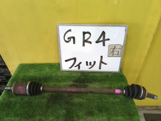 【中古】中古部品 フィット GR4 右ﾘｱﾄﾞﾗｲﾌﾞｼｬﾌﾄ 【3331010600-251113000142300】