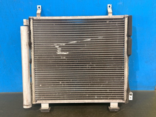 【中古】中古部品 ハスラー MR41S ｺﾝﾃﾞﾝｻｰ 【3330530100-000005465160600】