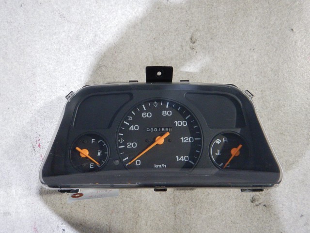 【中古】中古部品 サンバー TT1 ｽﾋﾟｰﾄﾞﾒｰﾀｰ 【3330810100-251203000461400】