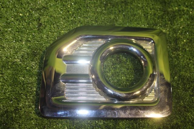 【中古】中古部品 ピクシスメガ LA700A 右ﾌｨﾆｯｼｬｰﾊﾟﾈﾙ 【3330950100-000053250615210】