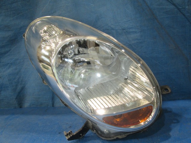 【中古】中古部品 マーチ AK12 右ﾍｯﾄﾞﾗﾝﾌﾟ 【3310160100-000004483910800】