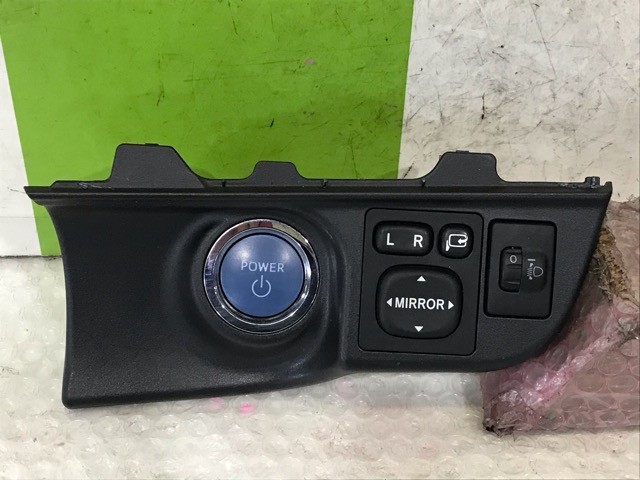 【中古】中古部品 アクア NHP10 ｲｸﾞﾆｯｼｮﾝｽｲｯﾁ・ｷｰｼﾘﾝﾀﾞｰ 【3330530100-000005465568650】