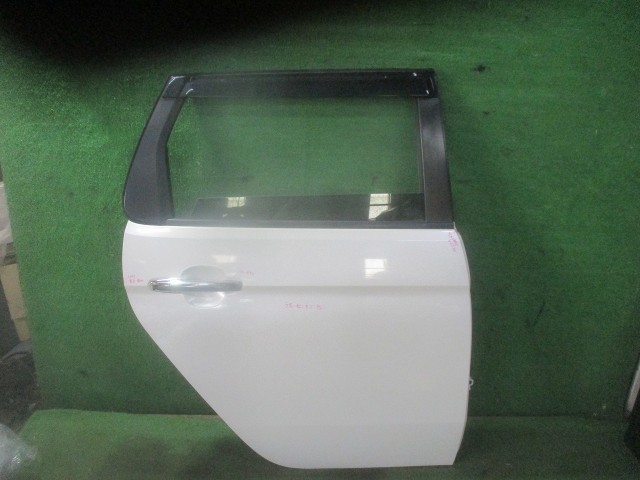 【中古】中古部品 Ｎ－ＯＮＥ JG1 右ﾘｱﾄﾞｱ 【3500080000-251122000113300】