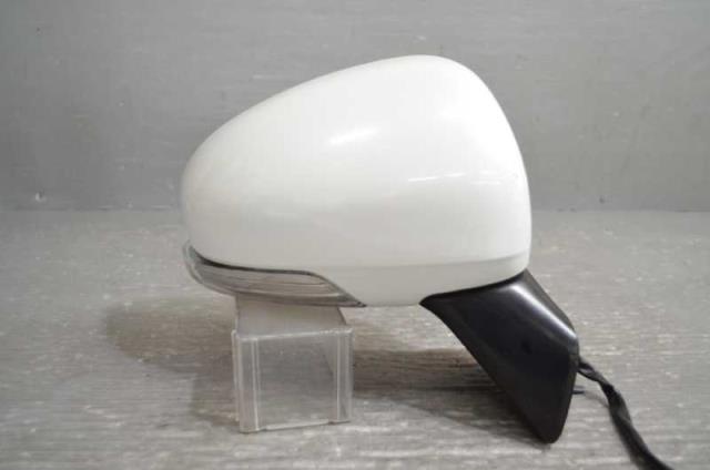 【中古】中古部品 トレジア NSP120X 右ｻｲﾄﾞﾐﾗｰ 【3310580000-251205000313500】