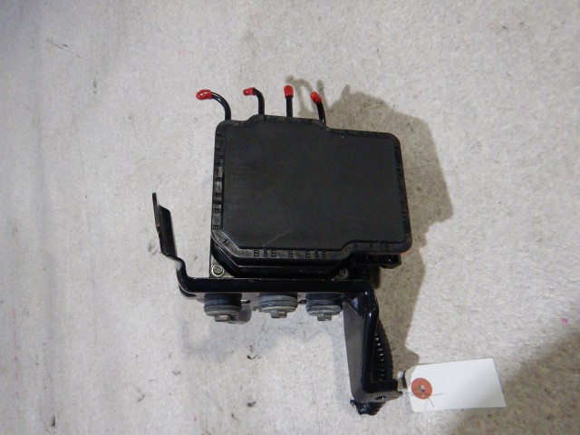 【中古】中古部品 オデッセイ RC1 ABSアクチュエーター 【3330810100-251204000242500】|e-cleマート
