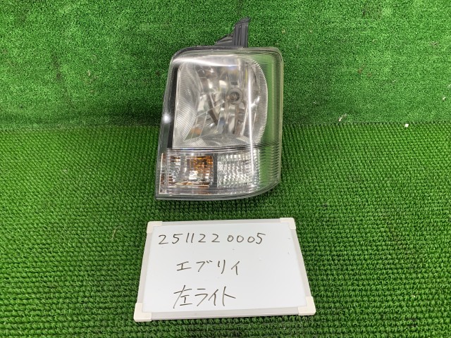 【中古】中古部品 エブリィ DA64V 左ﾍｯﾄﾞﾗﾝﾌﾟ 【3330991000-251122000510900】