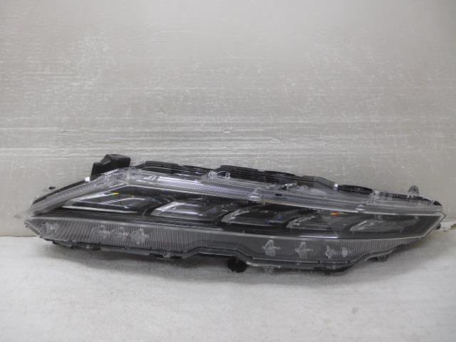 【中古】中古部品 デリカD5 CV1W 左クリアランスランプ 【3380050000-000037783211100】|e-cleマート