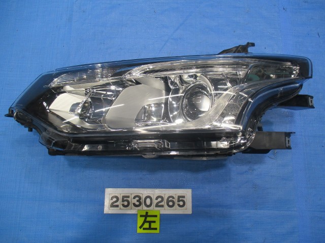 【中古】中古部品 アウトランダー GG2W 左ヘッドランプ 【3310040100-000253026510900】|e-cleマート