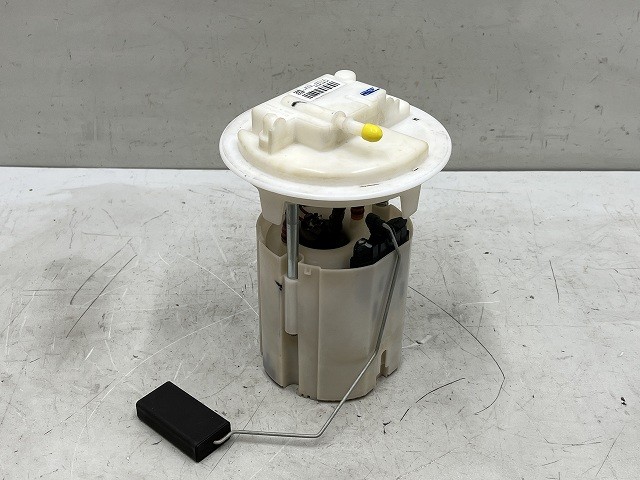 【中古】中古部品 プジョー 207 A75F01 ﾌｭｰｴﾙﾎﾟﾝﾌﾟ 【3310070100-0000Y0771320600】