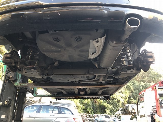 【中古】中古部品 プジョー 207 A75F01 ﾘｱｱｸｽﾙﾋﾞｰﾑ 【3310070100-0000Y0771353500】