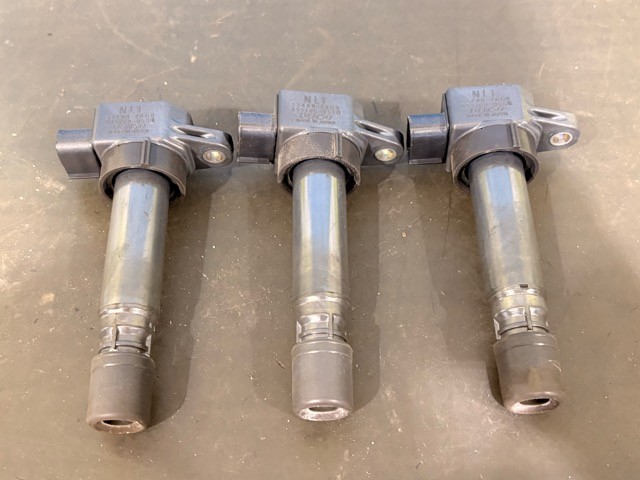 【中古】中古部品 ツイン EC22S ｲｸﾞﾆｯｼｮﾝｺｲﾙ 【3330530100-000005473667250】