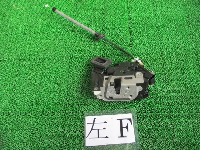 【中古】中古部品 VW ポロ 6RCJZ 左ﾌﾛﾝﾄﾄﾞｱﾛｯｸｿﾚﾉｲﾄﾞ 【3310190100-000255010064560】