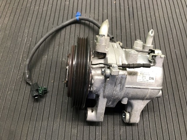 【中古】中古部品 Ｎ－ＢＯＸ JF3 A/Cｺﾝﾌﾟﾚｯｻｰ 【3330530100-000005476860700】