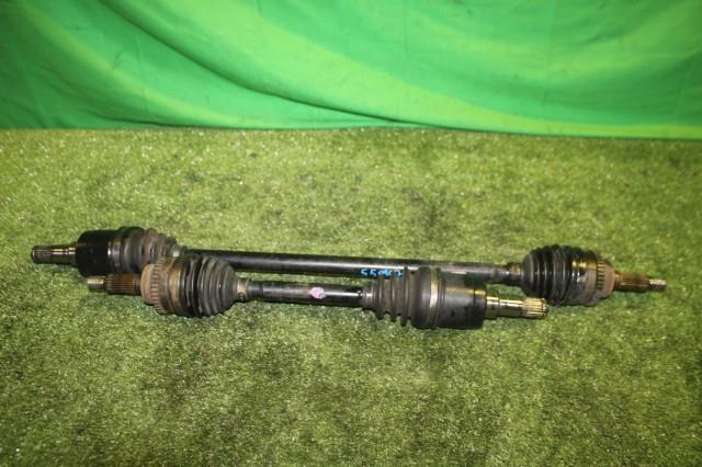 【中古】中古部品 スクラム DG64V 左ﾌﾛﾝﾄﾄﾞﾗｲﾌﾞｼｬﾌﾄ 【3330950100-000055090742200】