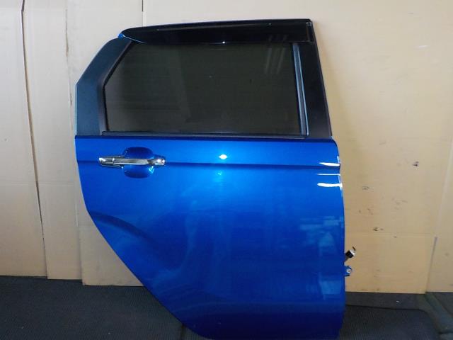 【中古】中古部品 Ｎ－ＷＧＮ JH1 右ﾘｱﾄﾞｱ 【3260200000-251204000513300】