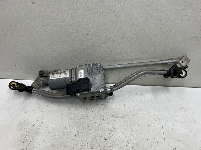 【中古】中古部品 アウディ A4 8KCDNF ﾌﾛﾝﾄﾜｲﾊﾟｰﾓｰﾀｰ 【3310070100-0000Y0771461600】