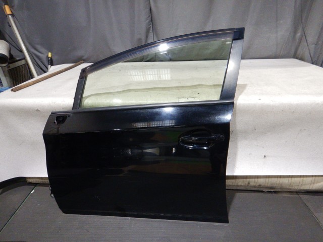 【中古】中古部品 プリウス ZVW30 左ﾌﾛﾝﾄﾄﾞｱ 【3330810100-251208000913200】