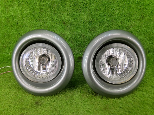 【中古】中古部品 ムーヴ L175S 右ﾌｫｸﾞﾗﾝﾌﾟ 【3330990100-251111000410850】
