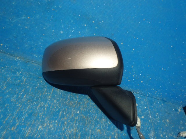 【中古】中古部品 ムーヴ LA100S 右ｻｲﾄﾞﾐﾗｰ 【3331010800-000023638913500】