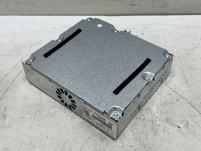 【中古】中古部品 アウディ A4 8KCDNF TVﾁｭｰﾅｰ 【3310070100-0000Y0771467550】