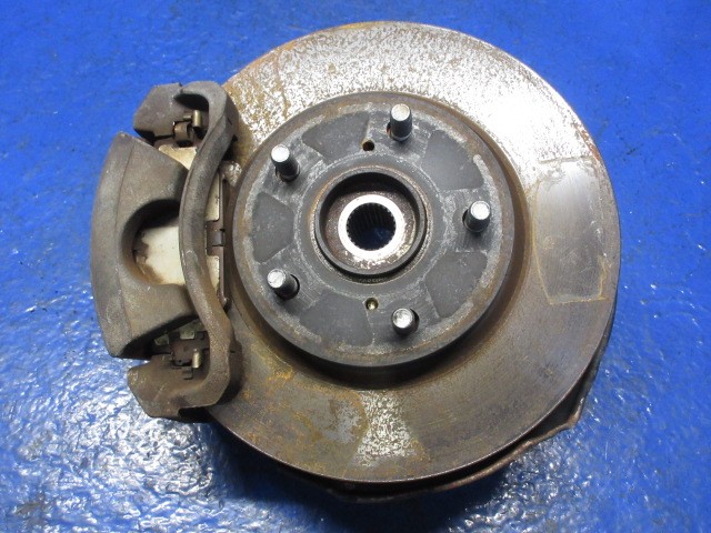 【中古】中古部品 ＳＡＩ AZK10 左ﾌﾛﾝﾄﾅｯｸﾙﾊﾌﾞ 【3310270100-000015028744340】