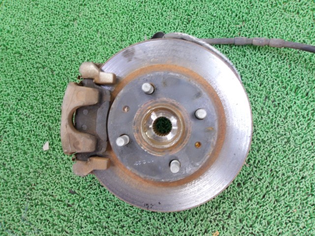 【中古】中古部品 タント L350S 左ﾌﾛﾝﾄﾅｯｸﾙﾊﾌﾞ 【3310250100-000253050744340】