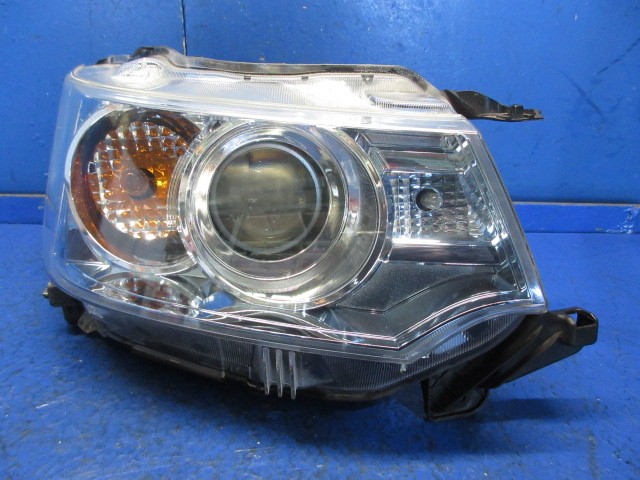 【中古】中古部品 ワゴンＲ MH44S 右ﾍｯﾄﾞﾗﾝﾌﾟ 【3310270100-000015126010800】