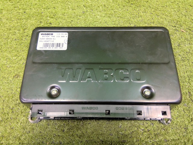 【中古】中古部品 ジャガー XJシリーズ J71VA ｻｽﾍﾟﾝｼｮﾝｺﾝﾋﾟｭｰﾀｰ 【3330200100-252125000063300】