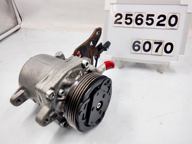 【中古】中古部品 モコ MG22S A/Cｺﾝﾌﾟﾚｯｻｰ 【3330890100-000025652060700】