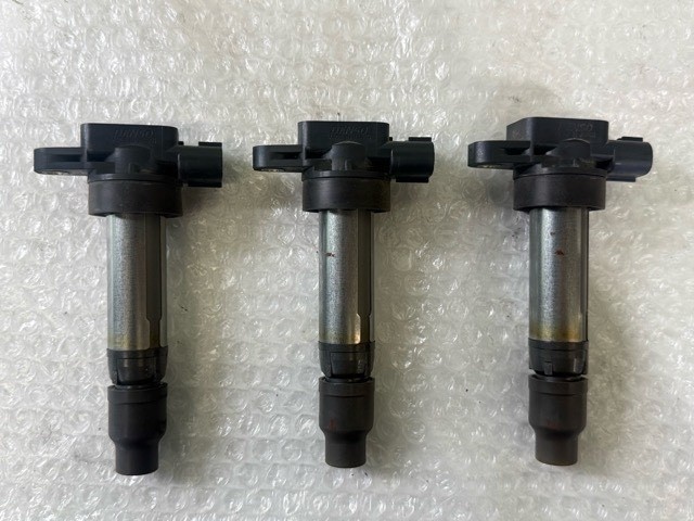 【中古】中古部品 スペーシア MK42S ｲｸﾞﾆｯｼｮﾝｺｲﾙ 【3330530100-000005485767250】