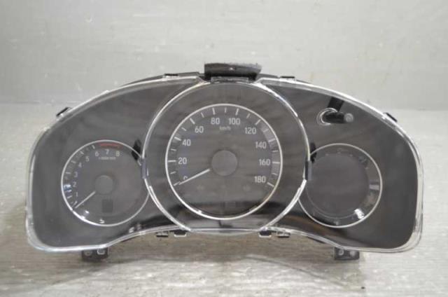 【中古】中古部品 フィット GK3 ｽﾋﾟｰﾄﾞﾒｰﾀｰ 【3310580000-251214001461400】