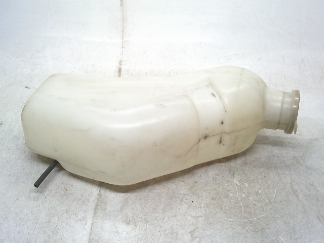 【中古】中古部品 サーブ 900 AB20S ウォッシャータンク 【3330990500-251212000367300】