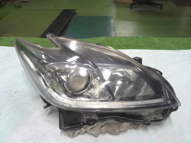 【中古】中古部品 プリウス ZVW30 右ﾍｯﾄﾞﾗﾝﾌﾟ 【3310200100-000022458310800】