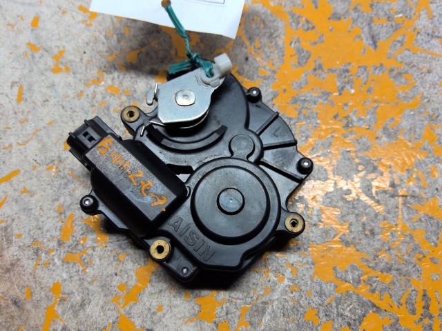 【中古】中古部品 ルークス ML21S 左リアドアロックソレノイド 【3310160100-000004443364580】