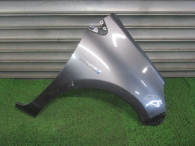 【中古】中古部品 アクア NHP10 右ﾌﾛﾝﾄﾌｪﾝﾀﾞｰ 【3330540100-251007000110600】