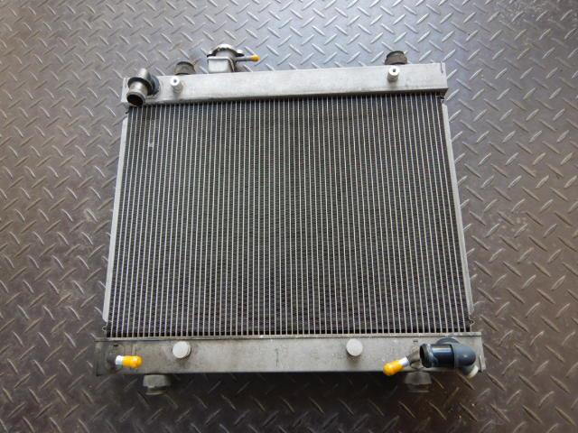 【中古】中古部品 エブリィ DA64V ﾗｼﾞｴｰﾀ 【3330920100-000253013020400】