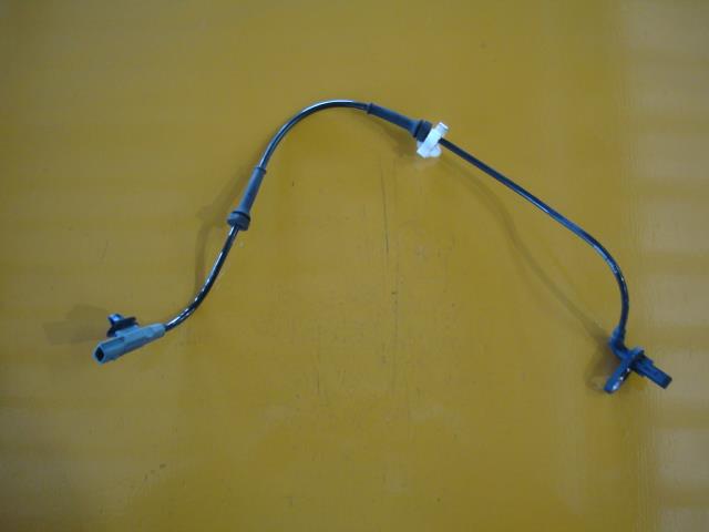 【中古】中古部品 マーチ K13 ABSｾﾝｻｰ 【3340220100-000226076463453】