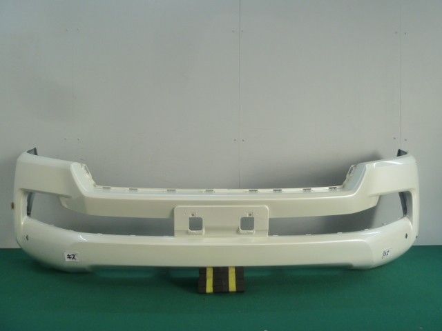 【中古】中古部品 ランドクルーザー URJ202W ﾌﾛﾝﾄﾊﾞﾝﾊﾟｰ 【3380050000-000037825410100】