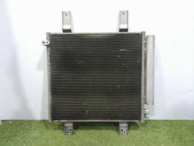 【中古】中古部品 ハイゼット S700V ｺﾝﾃﾞﾝｻｰ 【3310090100-202512040660600】 7,161円