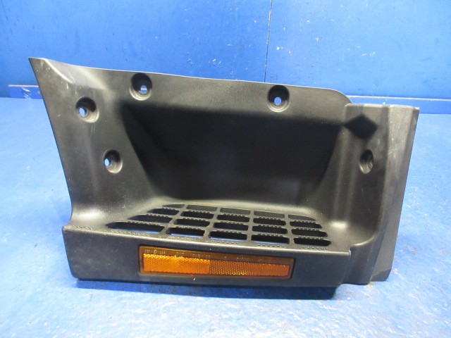 【中古】中古部品 キャンター FEA20 右ｻｲﾄﾞｽﾃｯﾌﾟ 【3310270100-000015156613700】