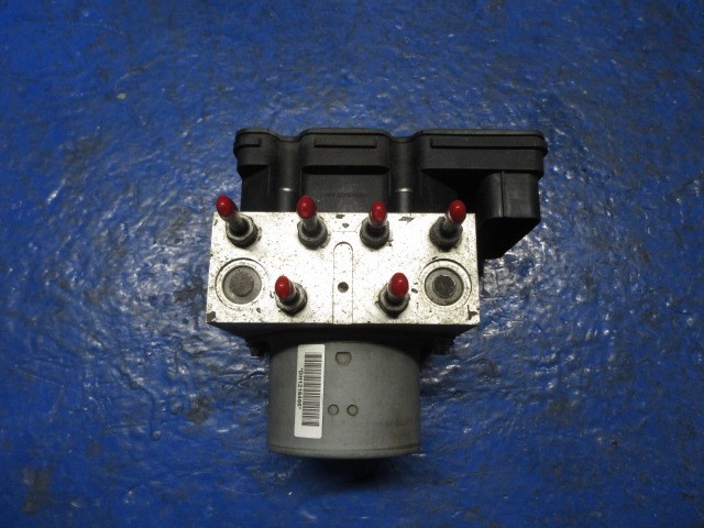 【中古】中古部品 キャンター FEA20 ABSｱｸﾁｭｴｰﾀｰ 【3310270100-000015156642500】