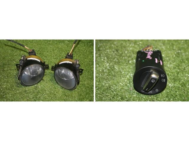 【中古】中古部品 VW アップ！ AACHY 左ﾌｫｸﾞﾗﾝﾌﾟ 【3330950100-000056100610950】