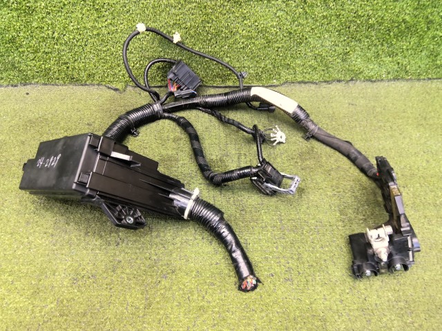 【中古】中古部品 フリード GB7 ﾋｭｰｽﾞﾎﾞｯｸｽ 【3330200100-242929000067800】 25,245円