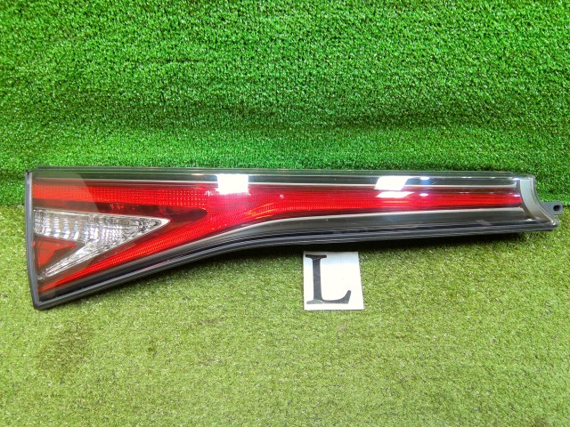 【中古】中古部品 ＳＡＩ AZK10 左ﾌｨﾆｯｼｬｰﾊﾟﾈﾙ 【3330200100-242758000015220】 15,127円