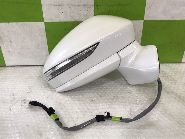 【中古】中古部品 ＳＡＩ AZK10 右ｻｲﾄﾞﾐﾗｰ 【3330530100-000005484113500】