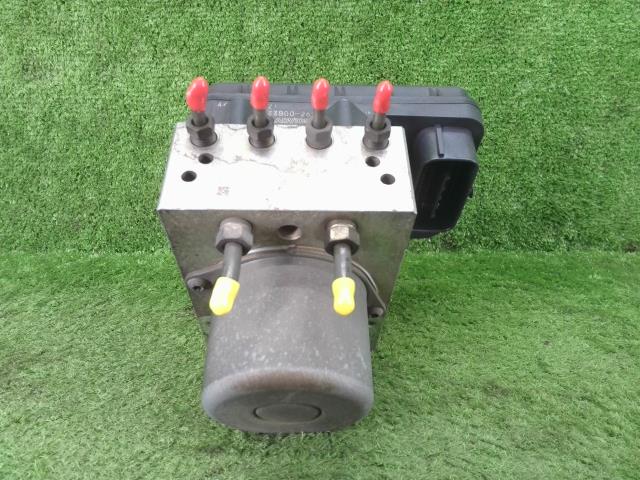 【中古】中古部品 デュトロ XZU645M ABSｱｸﾁｭｴｰﾀｰ 【3330990100-251117000342500】