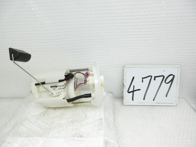 【中古】中古部品 ＭＡＺＤＡ３ BPFJ3R ﾌｭｰｴﾙﾎﾟﾝﾌﾟ 【3500170000-251219500320600】